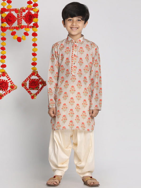 Muslin Cotton Phool Butta Digital Print Kurta With Cotton Patiala Style Cream Pajama